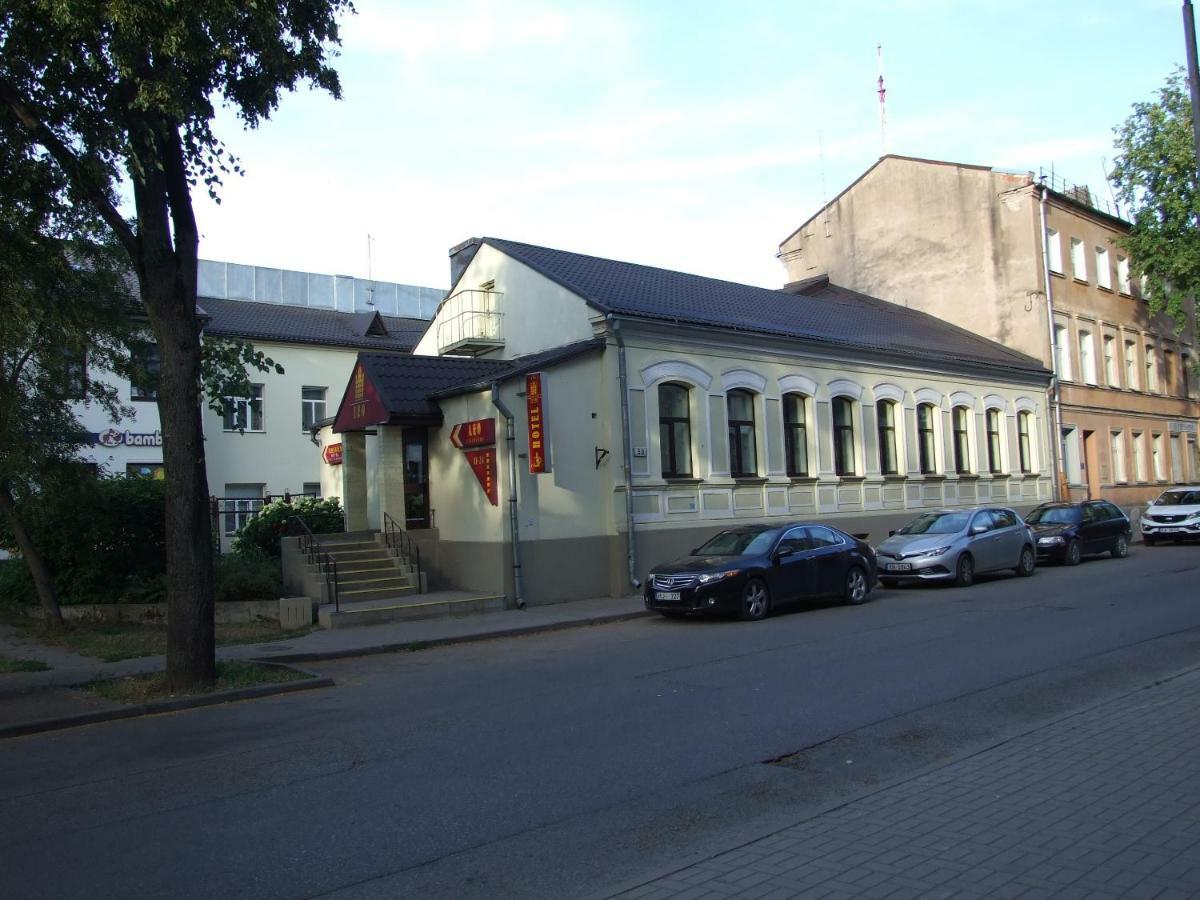 Leo Hotel Daugavpils Eksteriør billede